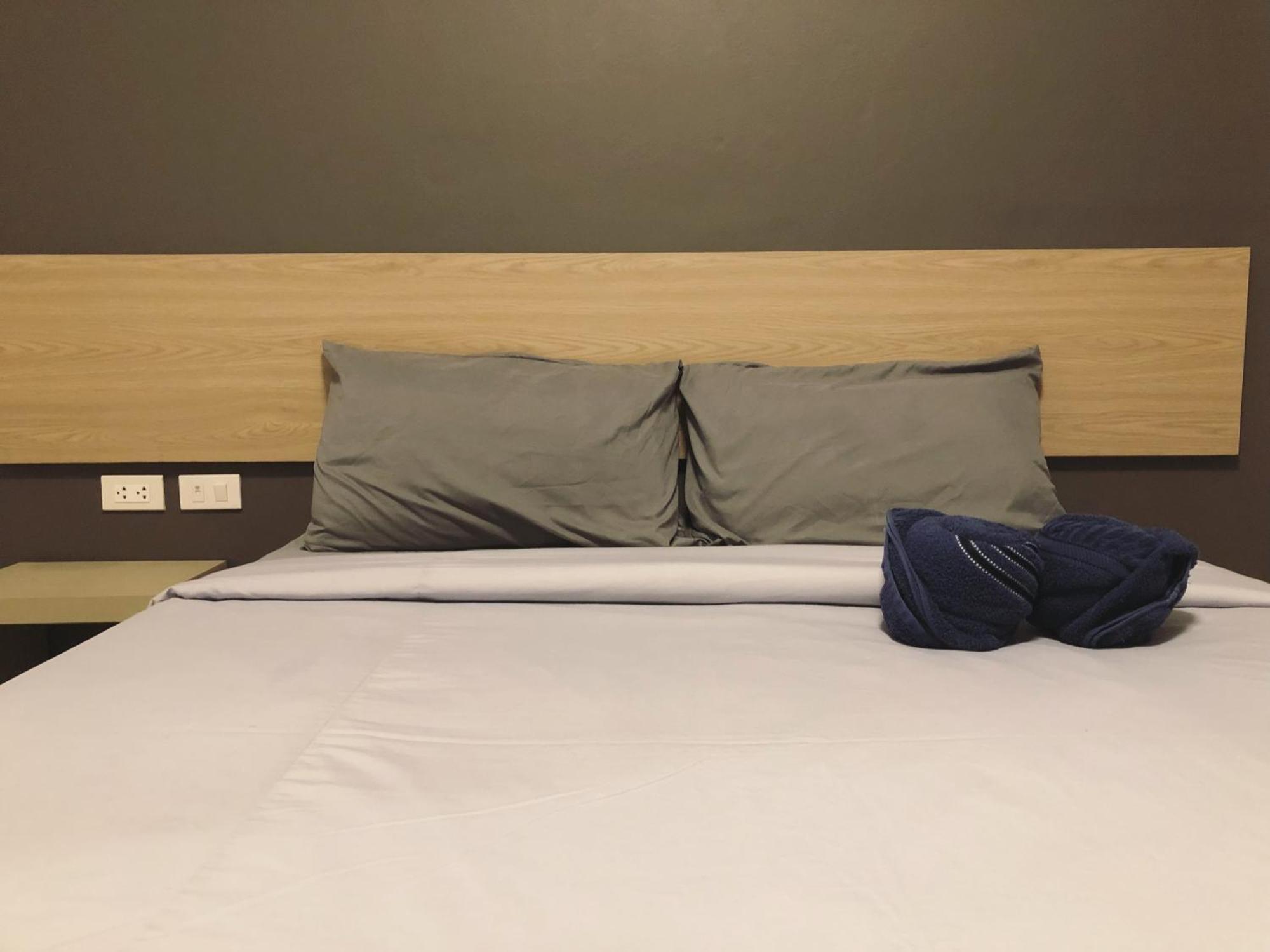 Huahin Terminal Hotel Szoba fotó